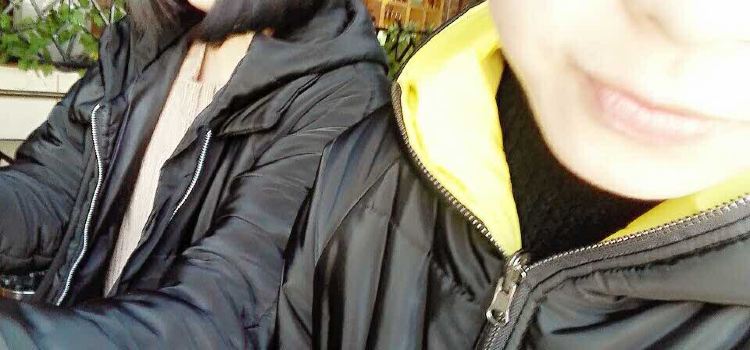 ROU SHI DE XIAO BAN DENG BA SHI HUO GUO