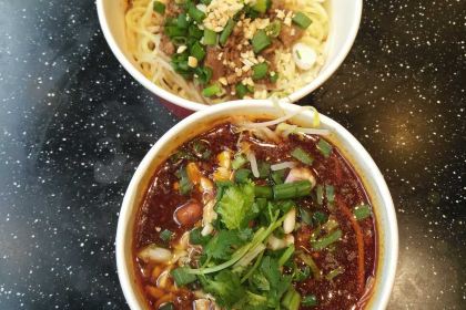 莱得快酸辣粉(炫地店)