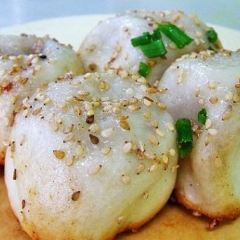 XIAO YANG SHENG JIAN NA JING SHANG SHAN AO TE LAI SI DIAN User Photo