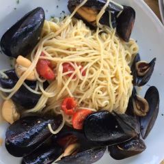 Swan Oyster Depot User Photo