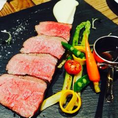 The V Modern Bistro 여행 사진