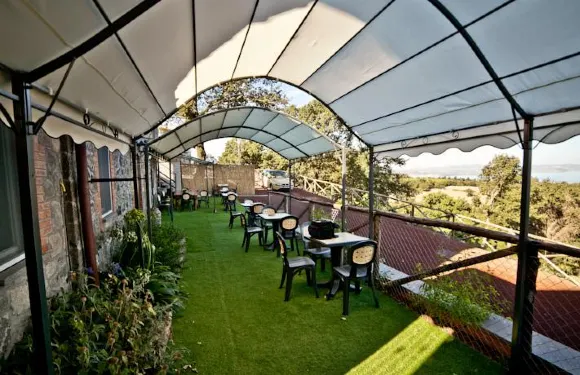 斯佩基奧戴爾拉戈農場酒店