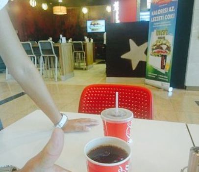 Carl's Jr