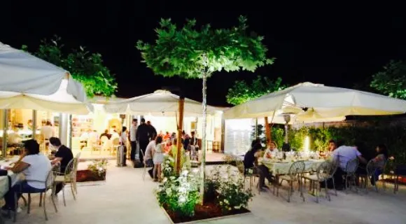 Restaurant MRC House