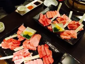 Warabi Yakiniku Hormone