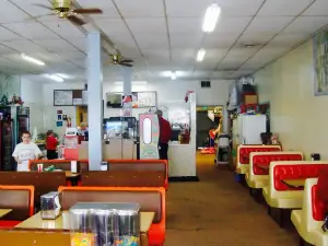 Mother Mae's Kitchen