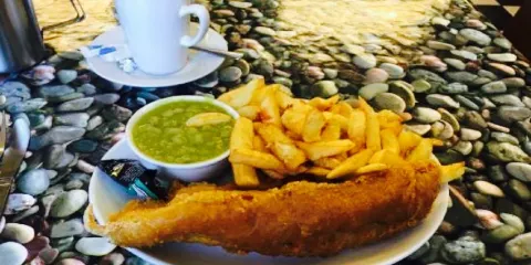 Trem-y-Gaer Chip Shop