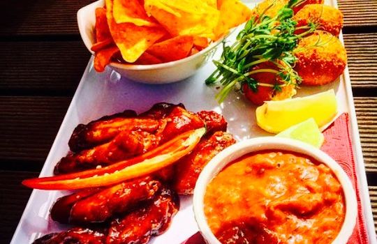 Sails Bar And Bistro At Lakeside Resort Kununurra