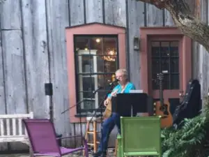 Lively Coffee House & Bistro