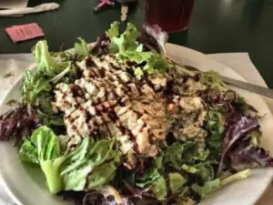 Woody's Ale House
