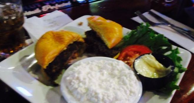 Biff's Sports Bar & Grill