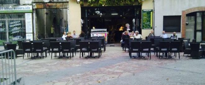 Cafe de la Halle