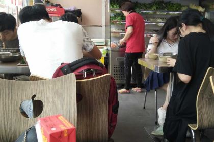 北京麻辣香锅(江夏三堂店)