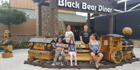 Black Bear Diner