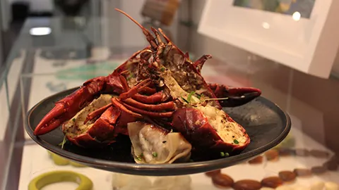The Studio Bistro Restaurant in 얄링업