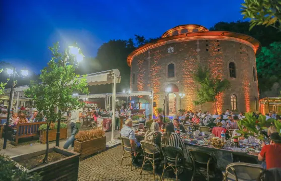 Cephanelik Cafe & Restaurant