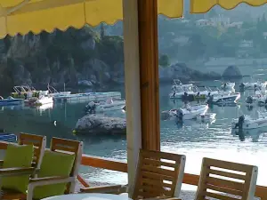 Alipa Restaurant