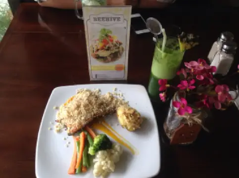 Beehive Cafe & Eatery