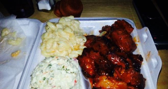 This Is It! Southern Kitchen & Bar-B-Q