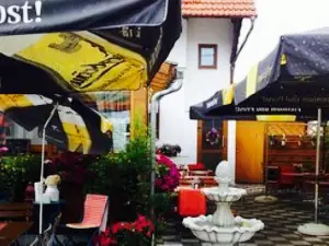 Hellas Griechische Taverna