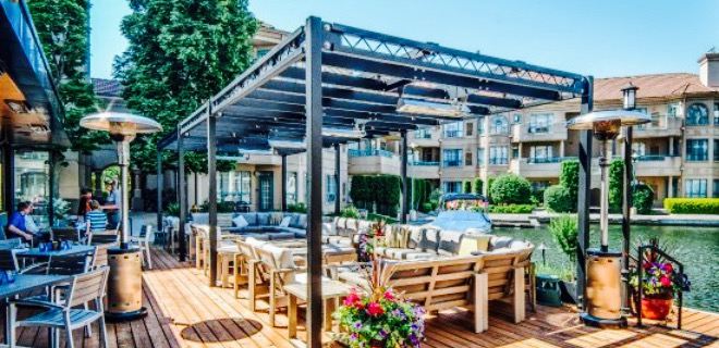 OAK + CRU Social Kitchen & Wine Bar