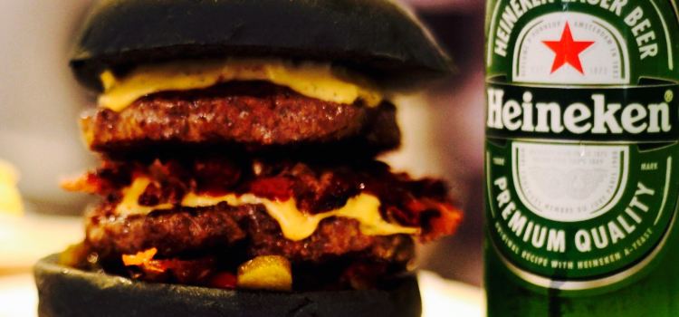 Black and White Burger