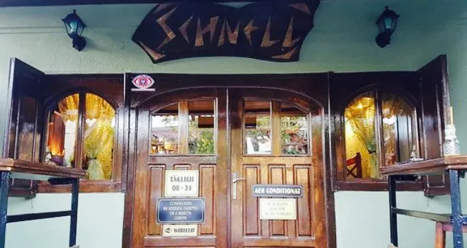 Schnell Bar & Restaurant