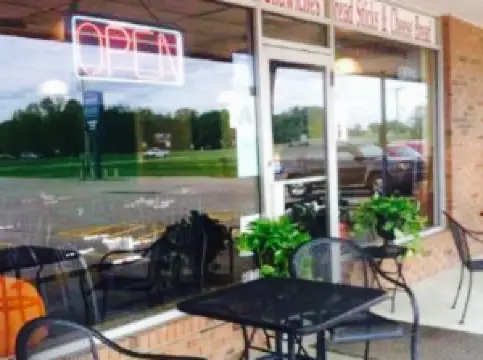 JJ's Hand Tossed Pizza