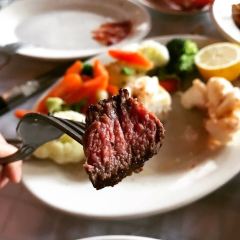 Gibsons Bar & Steakhouse User Photo