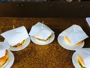 Fast Food Dada