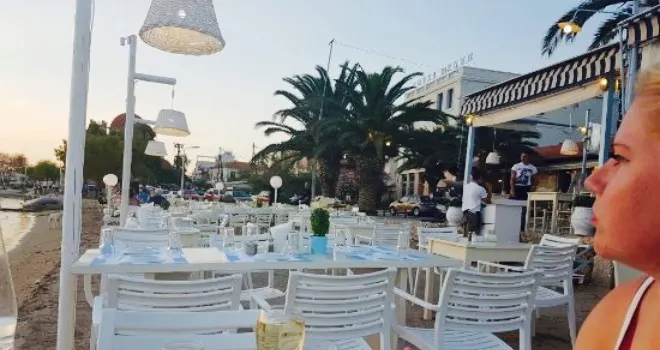 Babis Aegina Restaurant