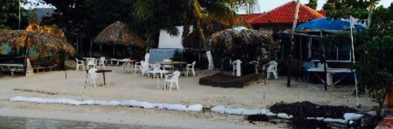 Memorabilia Bar & Grill