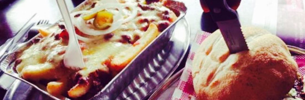 Piping Hot Chicken and Burger Grill