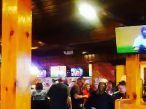 Trail Side Sports Bar & Grill Weston