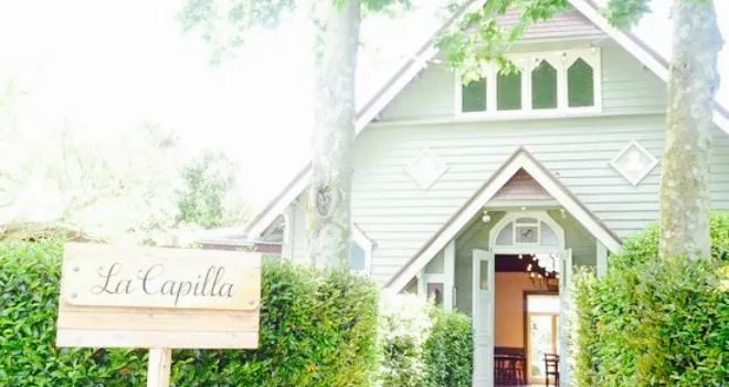 La Capilla Cafe & Restaurant