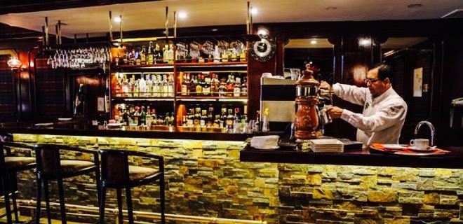 Francis Drake Old British Bar