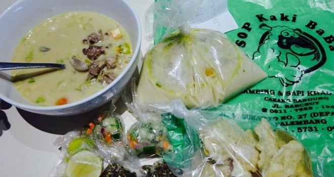 Sop Kaki Baba Khas Jakarta