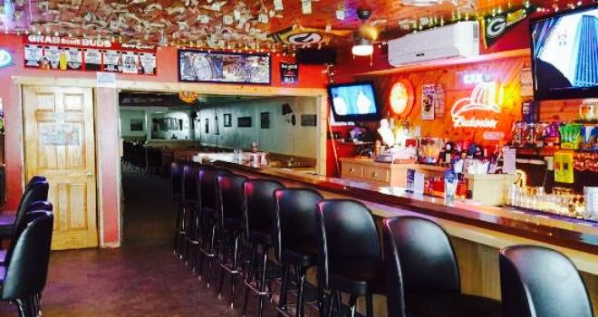 Mary's Cafe & Pub