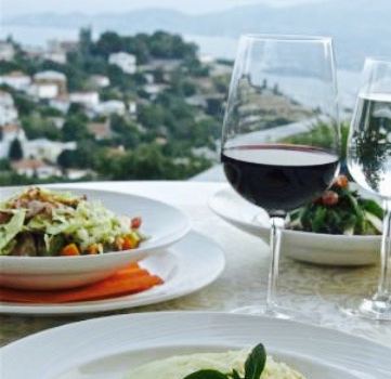 Mikros Vorias Restaurant