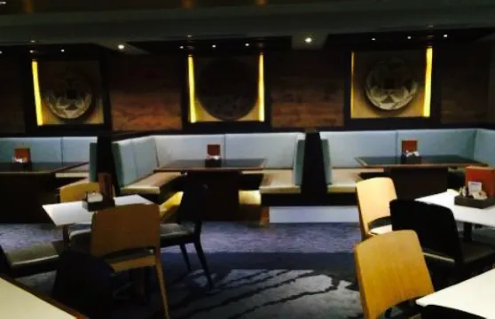 Red Sands Bar & Grill