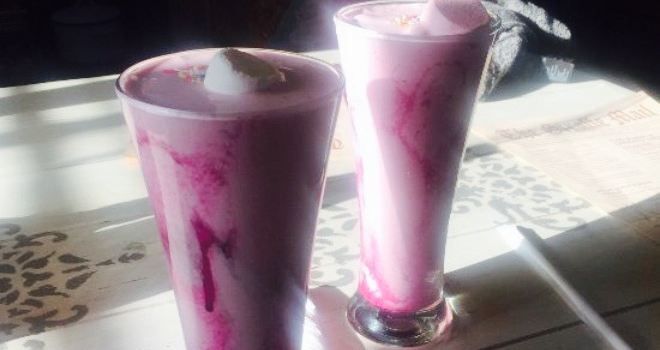 The Purple Giraffe Art Cafe