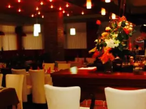 Premier Restaurant