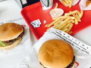 Zip's Drive In - Deer Park