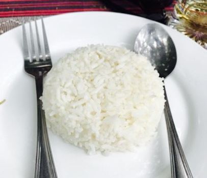 Treasure Cafe & Restaurant (ဒေါင်းလန်းကြီး ထမင်းဆိုင်)