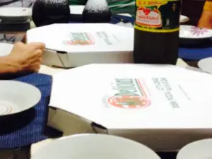 Pizzaria e Self Service Mil Delicias