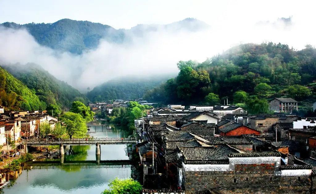 징리 풍경관 주변 호텔