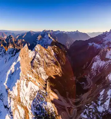 Hotels in Shangri-La