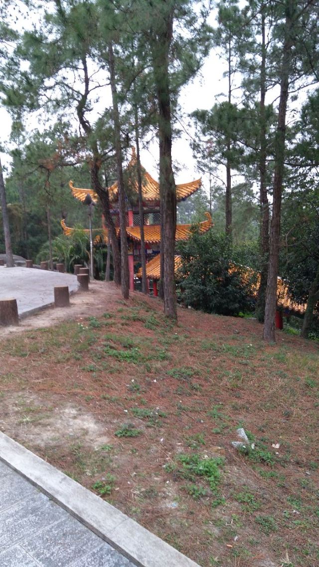 Xiandao Park (Southeast Gate)