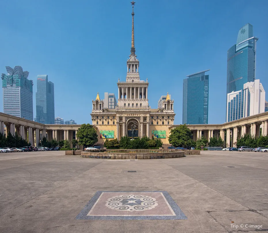 1_Shanghai Exhibition Center