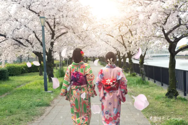 Kimono Experience in Osaka